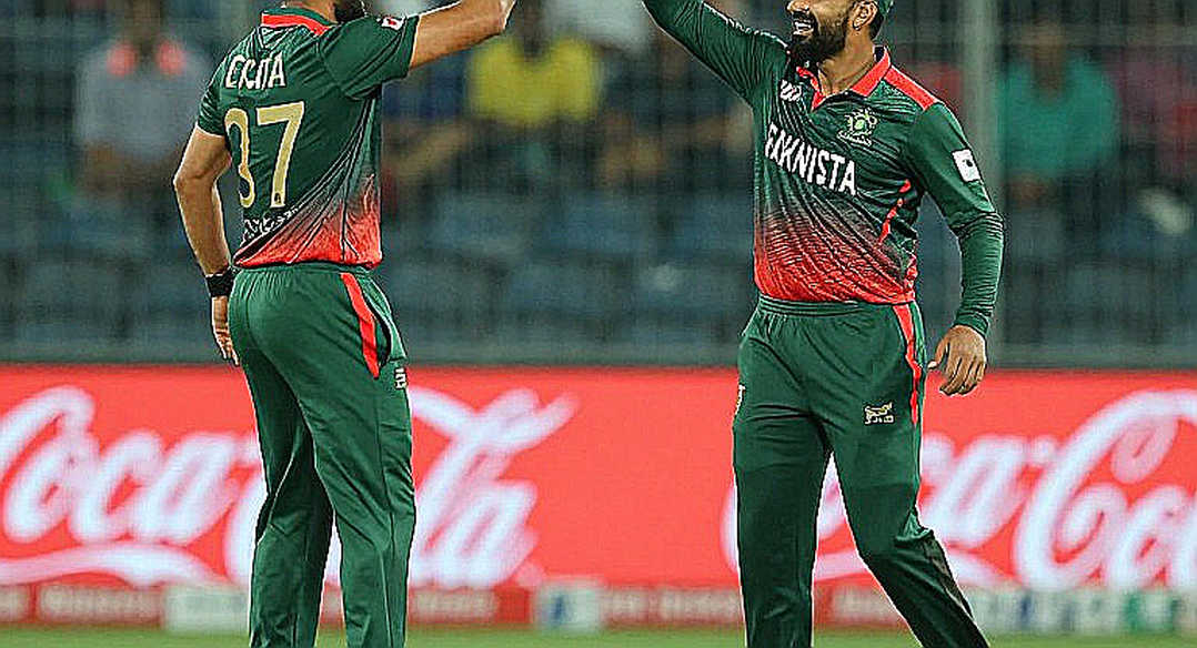 ডট বলের দিল্লি: টি২০ বিশ্বকাপ ২০২৬-এ ছক্কার হৈচৈ আর মাঝের ওভারের নীরবতা